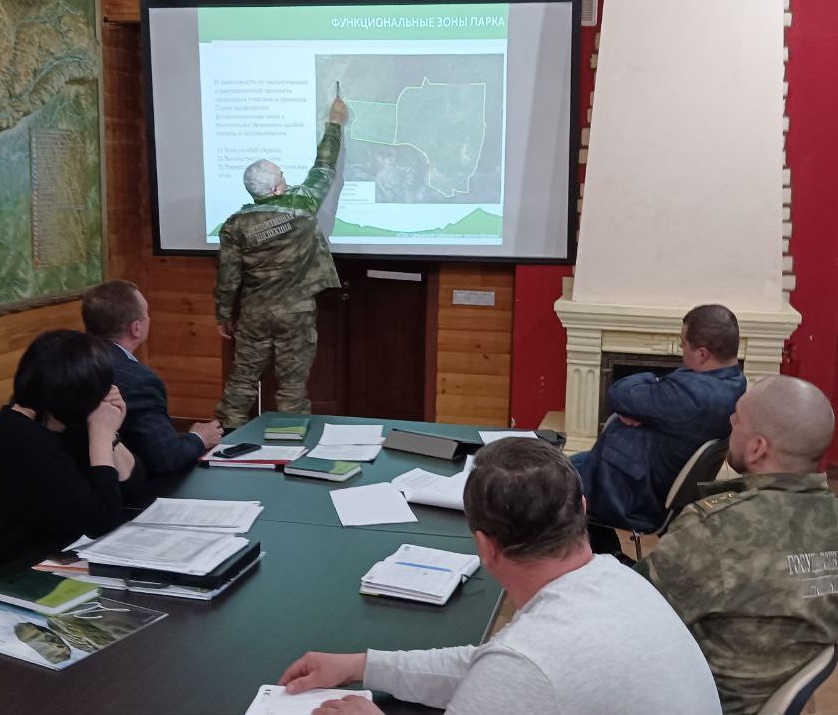 Рабочее совещание в природном парке «Ергаки»