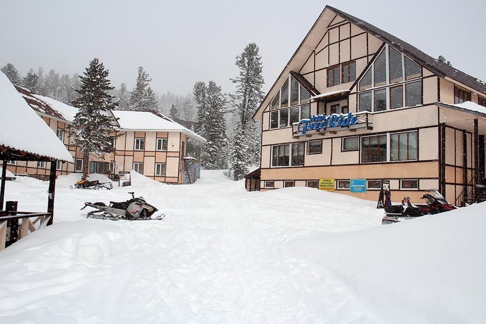 Снежная весна в Ергаках. Фоторепортаж со склонов