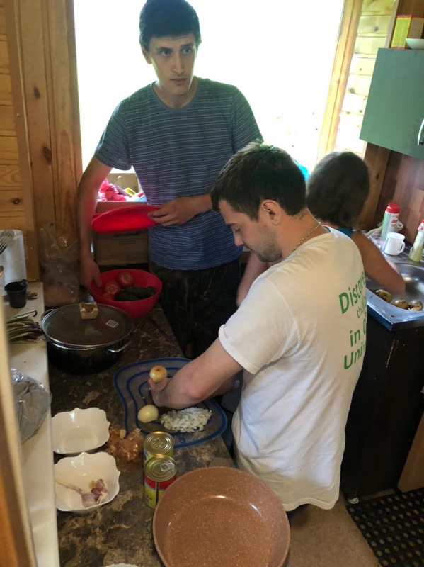 Готовят кушать.jpg Готовят кушать.jpg